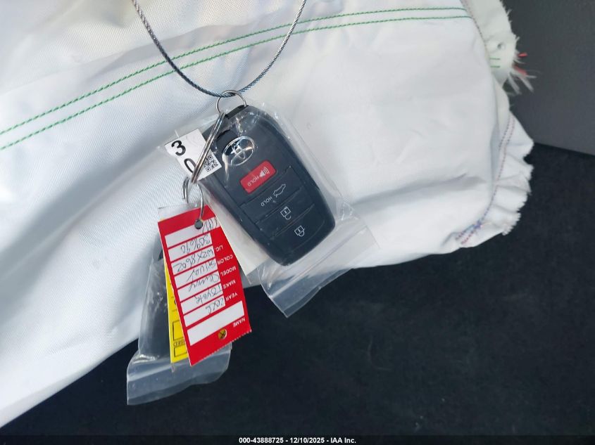 2026 Toyota Camry Le VIN: 4T1DAACK5TU676132 Lot: 43888725