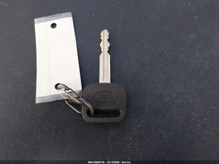 2005 Scion Xb VIN: JTLKT324650213600 Lot: 43888739