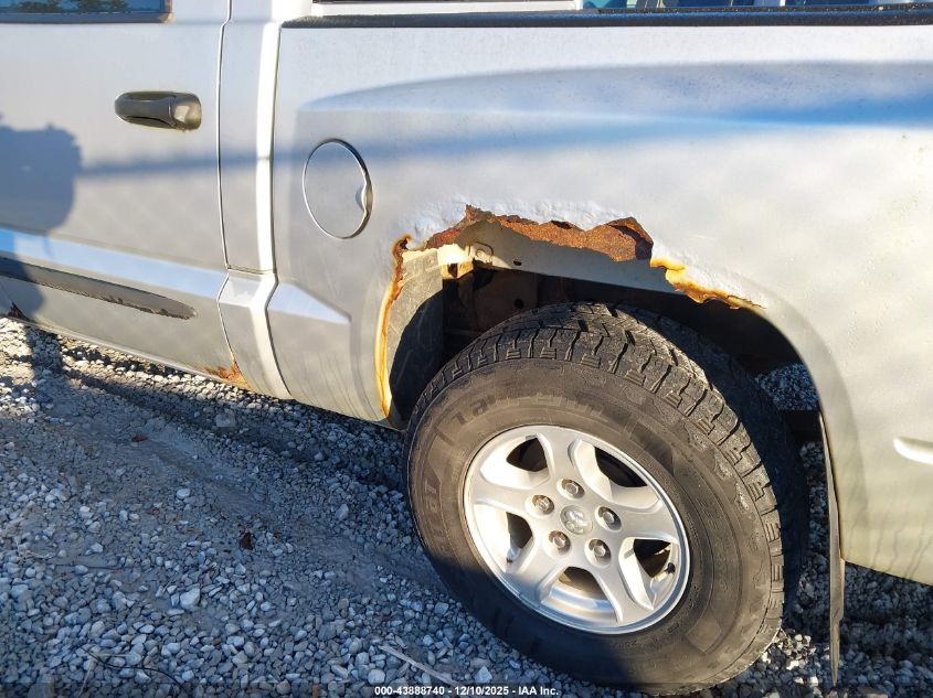 2007 Dodge Dakota Slt VIN: 1D7HW48P47S141667 Lot: 43888740