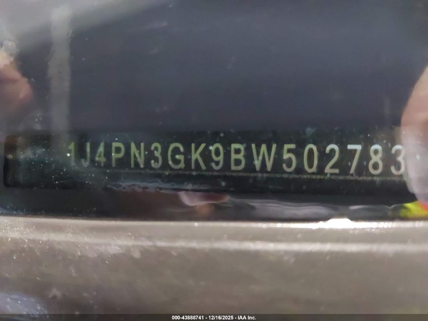 2011 Jeep Liberty Renegade VIN: 1J4PN3GK9BW502783 Lot: 43888741