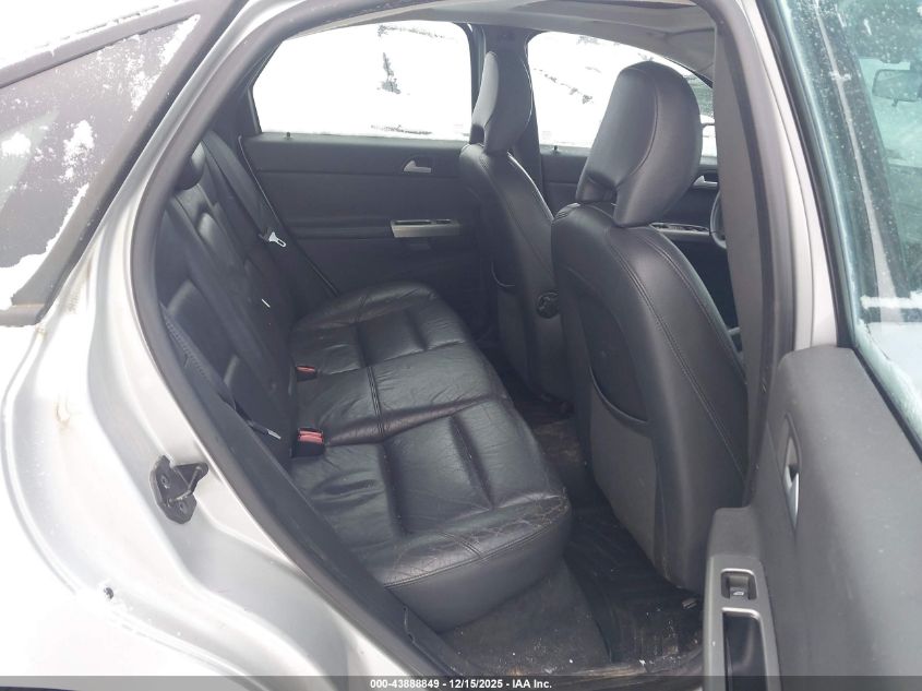 2005 Volvo S40 T5 Awd VIN: YV1MH682X52116038 Lot: 43888849