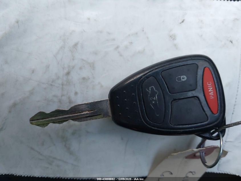 2007 Jeep Commander Sport VIN: 1J8HG48K17C696316 Lot: 43888882