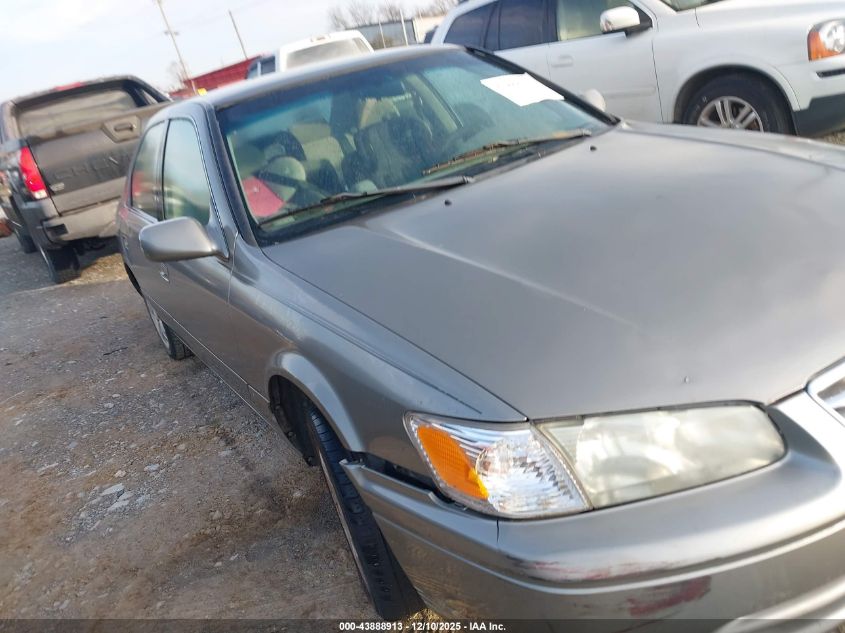 2000 Toyota Camry Le VIN: 4T1BG22K9YU667907 Lot: 43888913