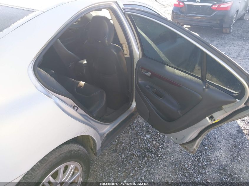 2004 Volvo S60 2.4 VIN: YV1RS61T842376155 Lot: 43888917