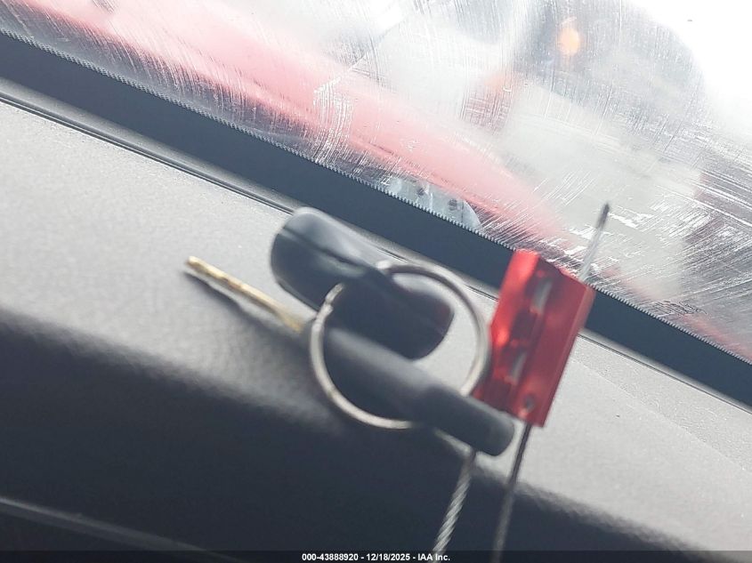 2005 Ford Mustang Gt Deluxe/Gt Premium VIN: 1ZVFT82H055144013 Lot: 43888920