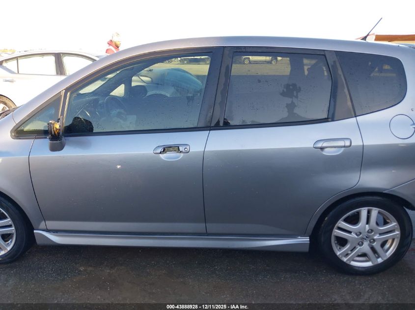 2008 Honda Fit Sport VIN: JHMGD37668S063617 Lot: 43888928