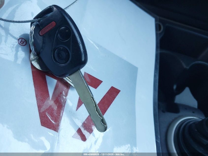 2008 Honda Fit Sport VIN: JHMGD37668S063617 Lot: 43888928