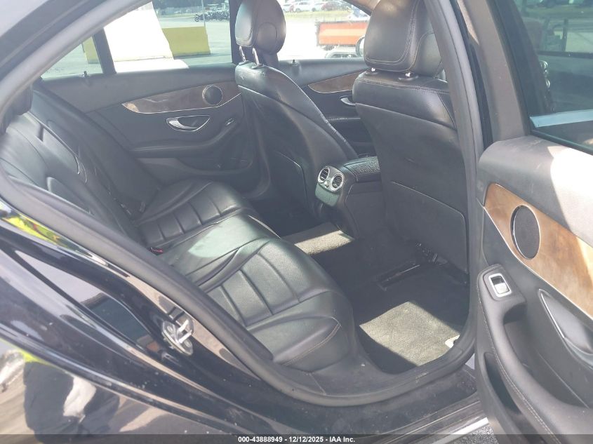 2017 Mercedes-Benz C 300 VIN: 55SWF4JB6HU197526 Lot: 43888949