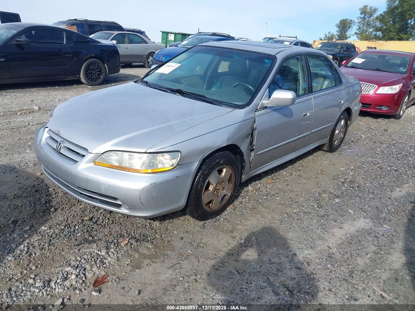 1HGCG16501A051271 2001 HONDA ACCORD photo no. 2