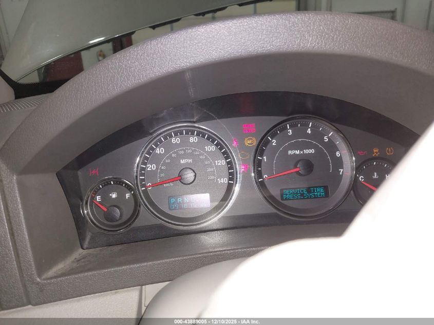 2005 Jeep Grand Cherokee Limited VIN: 1J8HR58265C647464 Lot: 43889005