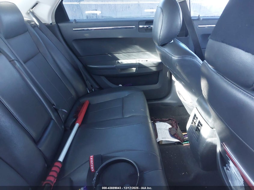 2C3CA4CD0AH119569 2010 CHRYSLER 300 photo no. 8