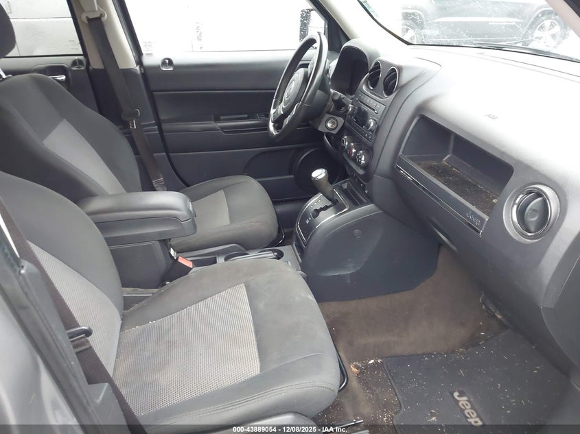 1C4NJPFB9FD361975 2015 JEEP LIBERTY (PATRIOT) photo no. 5