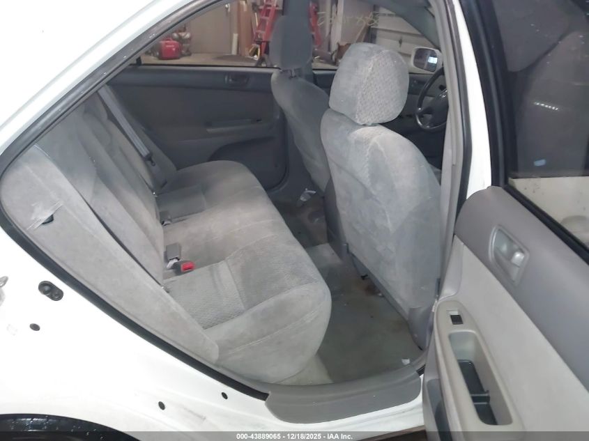 2003 Toyota Camry Le VIN: 4T1BE32K63U139164 Lot: 43889065