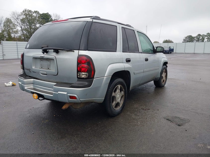 1GNDS13SX82201491 2008 CHEVROLET TRAILBLAZER photo no. 4