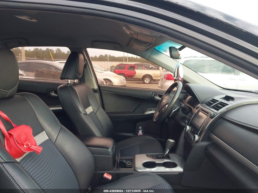 4T1BF1FK7EU384506 2014 TOYOTA CAMRY photo no. 5