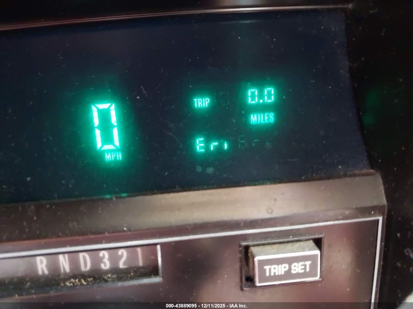 1990 Cadillac Brougham VIN: 1G6DW54Y4LR723270 Lot: 43889095