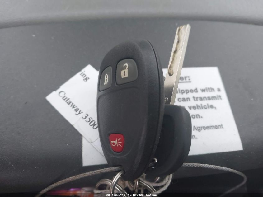 2025 Chevrolet Express Cutaway Work Van VIN: 1HA0GSF70SN002523 Lot: 43889113