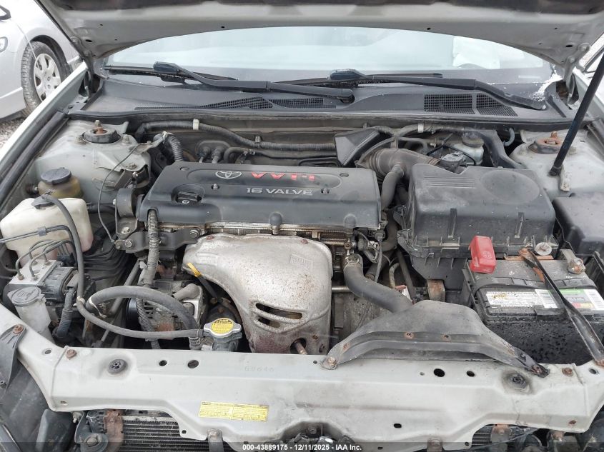 2002 Toyota Camry Le VIN: 4T1BE32K02U512813 Lot: 43889175