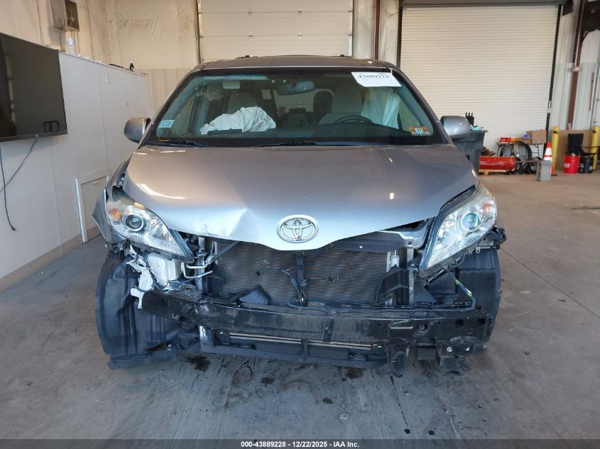 2017 Toyota Sienna Le 8 Passenger VIN: 5TDKZ3DC0HS856427 Lot: 43889228