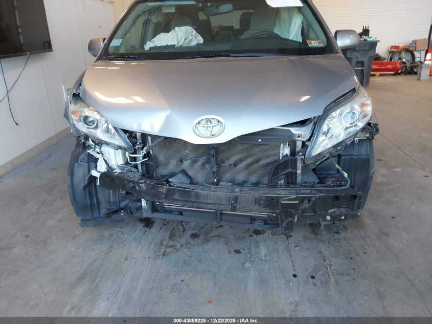 2017 Toyota Sienna Le 8 Passenger VIN: 5TDKZ3DC0HS856427 Lot: 43889228