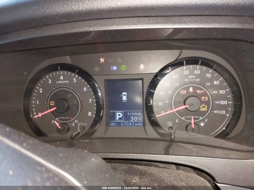 2017 Toyota Sienna Le 8 Passenger VIN: 5TDKZ3DC0HS856427 Lot: 43889228