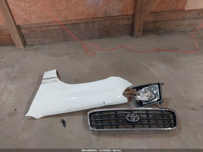 1998 Toyota Land Cruiser VIN: JT3HT05J5W0016414 Lot: 43889232