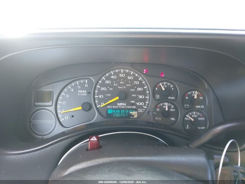 2000 GMC Sierra 1500 Sl/Sle VIN: 1GTEK19T9YZ308049 Lot: 43889240