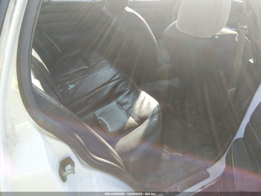 2FAHP71V39X109493 2009 FORD CROWN VICTORIA photo no. 8