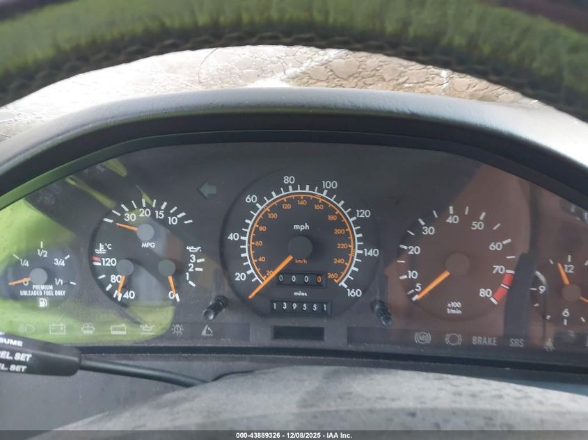 1992 Mercedes-Benz 300 Sl VIN: WDBFA61E3NF048082 Lot: 43889326