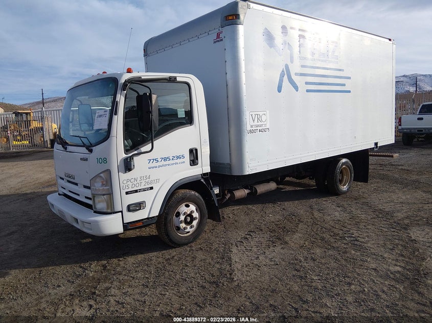 54DB4W1BXCS803256 2012 Isuzu Npr white