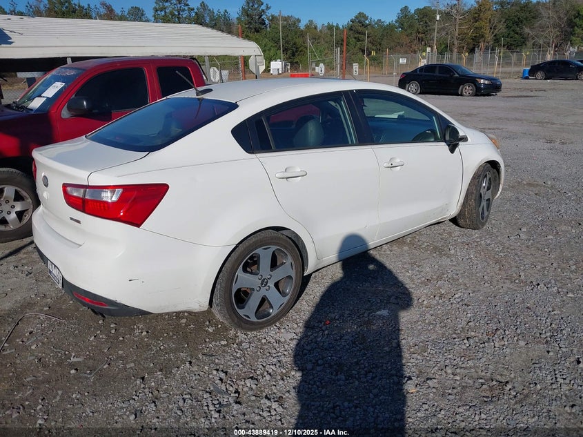 KNADN4A33D6208926 2013 KIA RIO photo no. 4