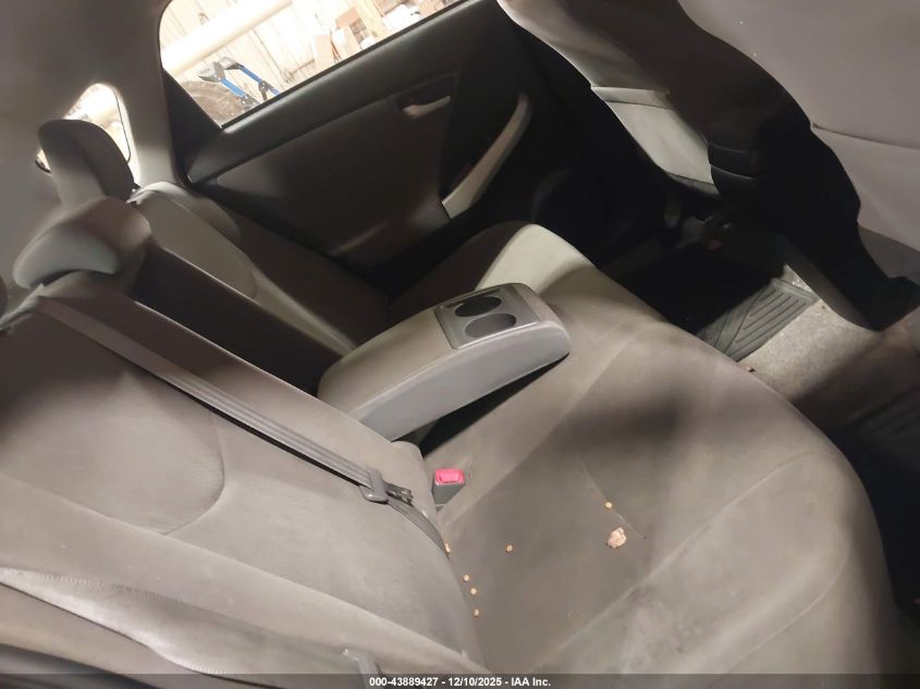 2015 Toyota Prius Two VIN: JTDKN3DU5F1888000 Lot: 43889427