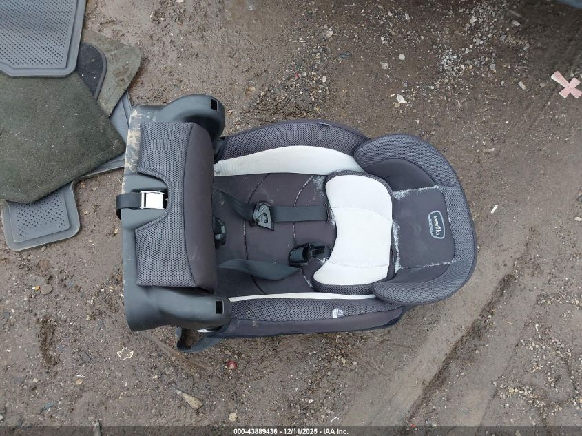 2013 Chevrolet Equinox 1Lt VIN: 2GNALDEK3D6194945 Lot: 43889436