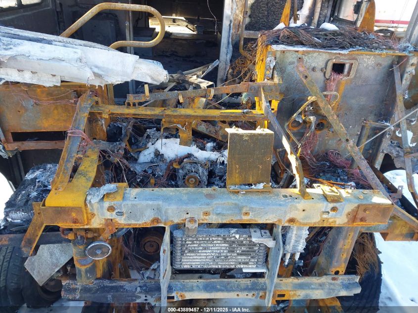 2016 Ford E-450 Stripped VIN: 1FC3E4KL5GDC16975 Lot: 43889457