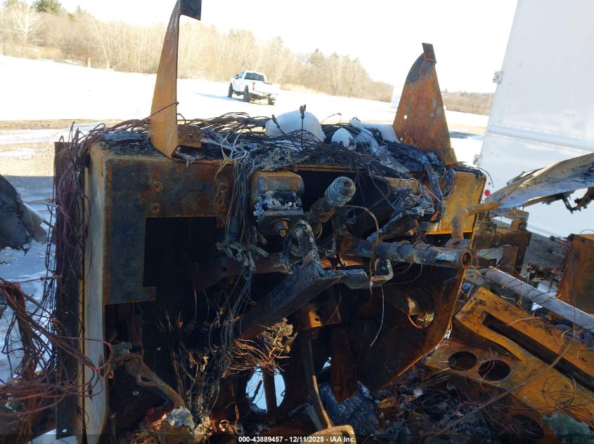 2016 Ford E-450 Stripped VIN: 1FC3E4KL5GDC16975 Lot: 43889457