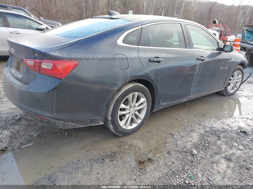 1G1ZE5ST0HF162063 2017 CHEVROLET MALIBU photo no. 4