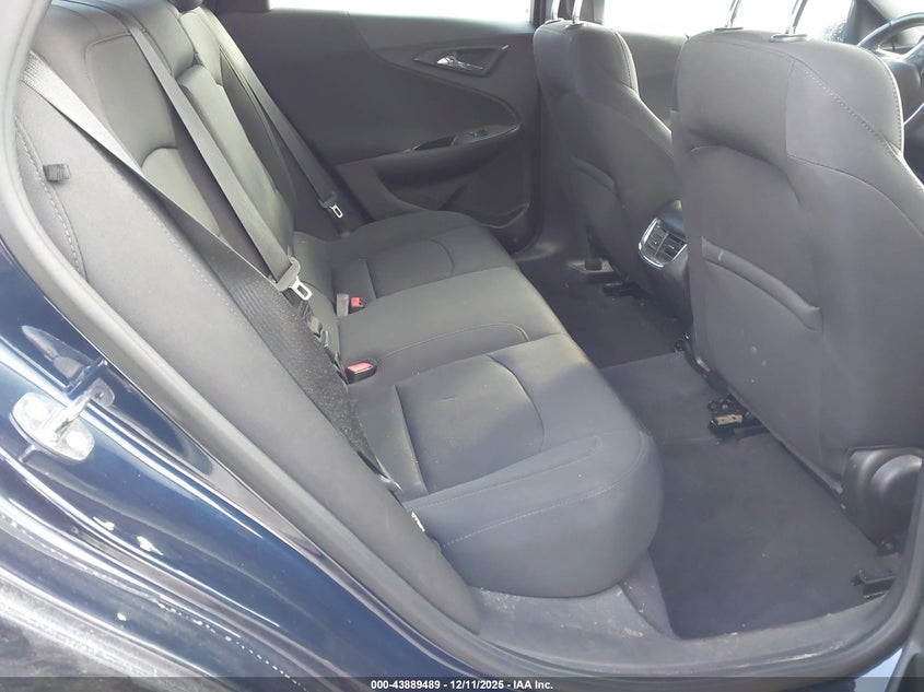 1G1ZE5ST0HF162063 2017 CHEVROLET MALIBU photo no. 8