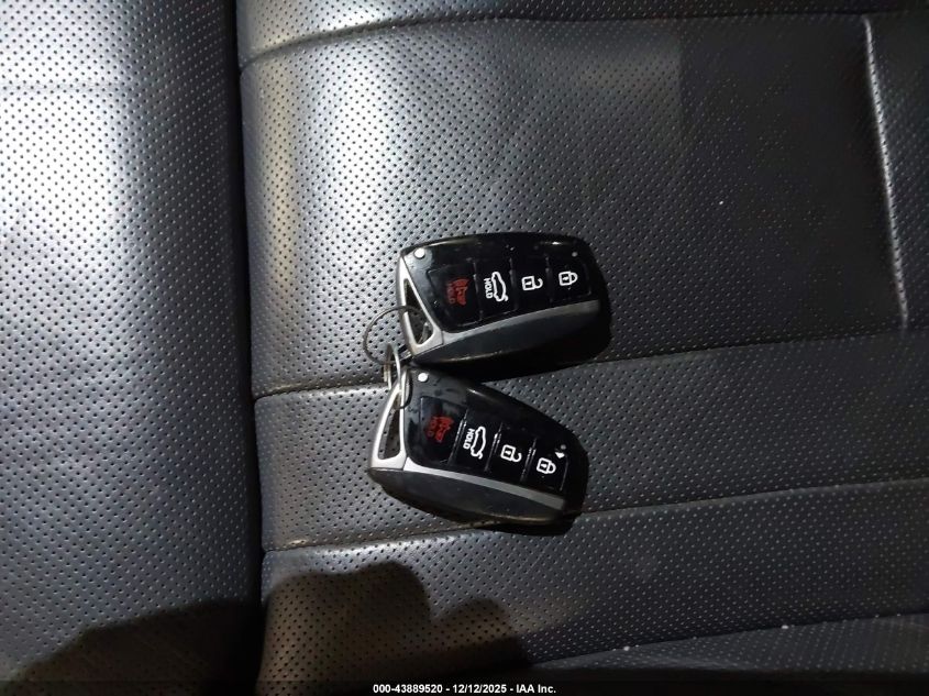 2015 Hyundai Genesis 3.8 VIN: KMHGN4JE5FU018640 Lot: 43889520