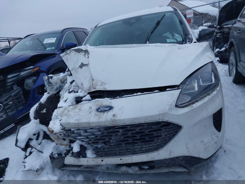 2022 Ford Escape Se VIN: 1FMCU9G65NUA07134 Lot: 43889530