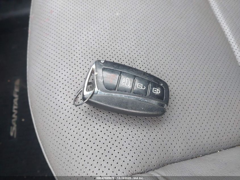 2018 Hyundai Santa Fe Sport 2.4L VIN: 5XYZUDLB2JG559948 Lot: 43889575