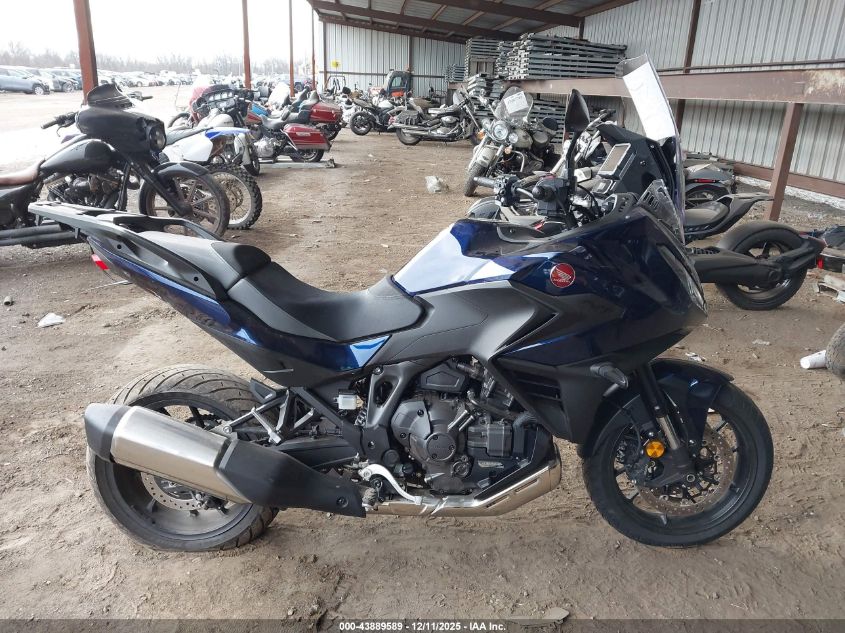 2025 Honda Nt1100 D VIN: JH2SC9046SK001000 Lot: 43889589