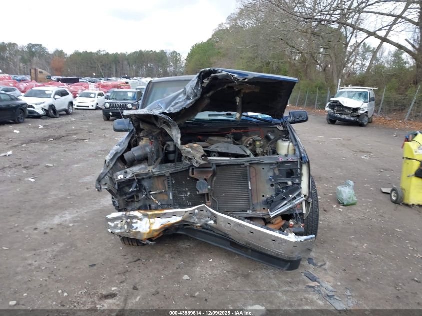 1993 Chevrolet Gmt-400 C1500 VIN: 2GCEC19Z8P1224541 Lot: 43889614