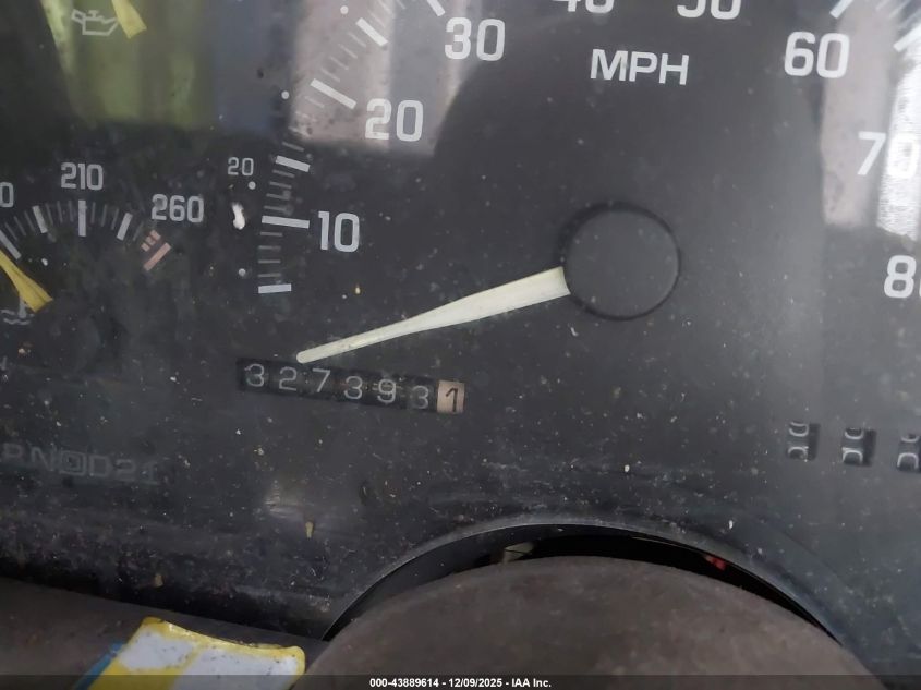 1993 Chevrolet Gmt-400 C1500 VIN: 2GCEC19Z8P1224541 Lot: 43889614