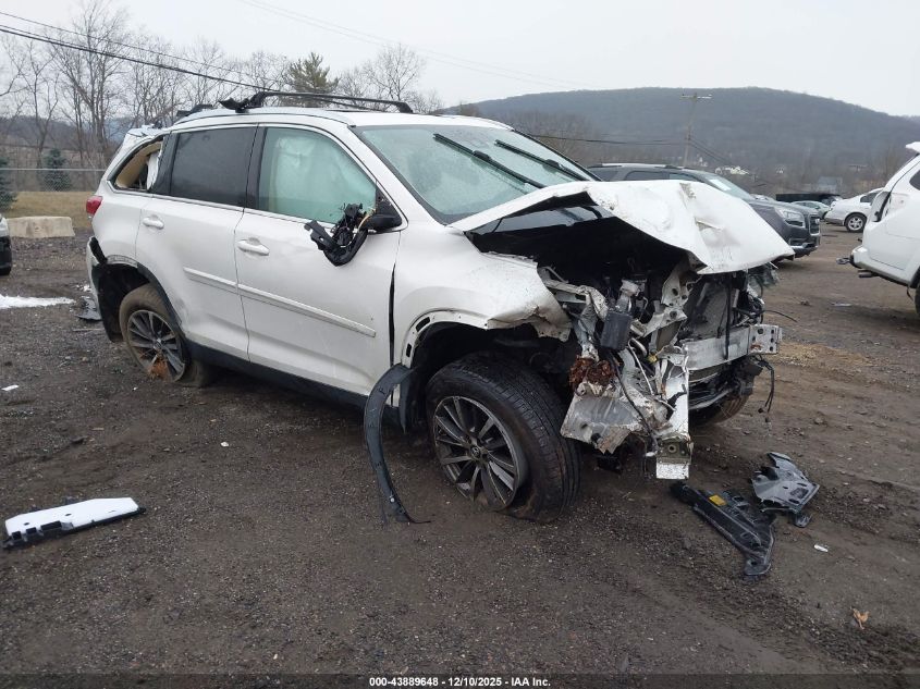 TOYOTA HIGHLANDER XLE