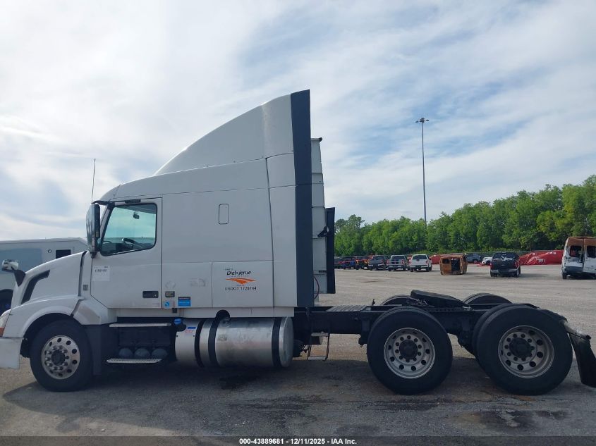 2017 Volvo Vnl VIN: 4V4NC9EH8HN984646 Lot: 43889681