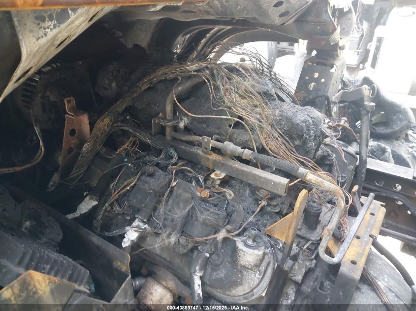 2008 Chevrolet W4500 Hd Gas Reg VIN: 4KBC4B1U08J801043 Lot: 43889747