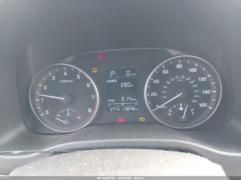 2017 Hyundai Elantra Se VIN: 5NPD84LF2HH158355 Lot: 43889782