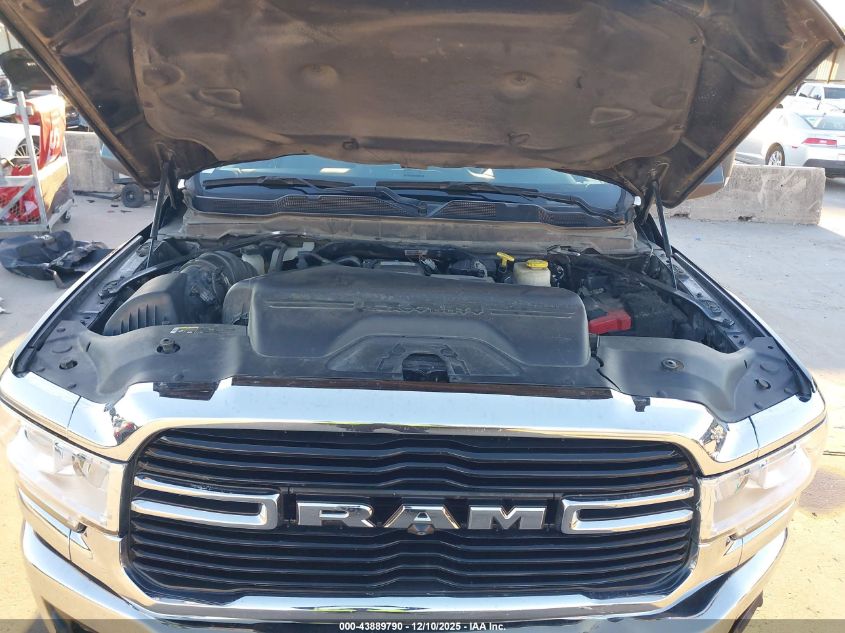 2020 Ram 3500 Big Horn 4X4 8' Box VIN: 3C63RRHL5LG261945 Lot: 43889790