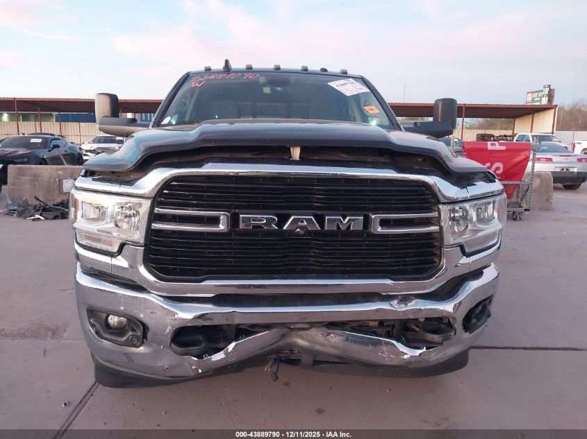 2020 Ram 3500 Big Horn 4X4 8' Box VIN: 3C63RRHL5LG261945 Lot: 43889790
