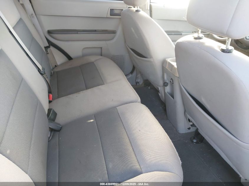 2008 Ford Escape Xlt VIN: 1FMCU93138KD57727 Lot: 43889981